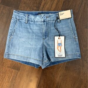 NEW BCBGeneration Trouser Shorts size 5